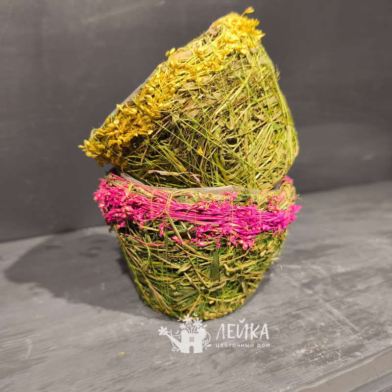 Кашпо плетенное из сухоцветов в ассортименте
